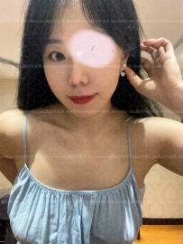 【OL兼職，接受制服變裝】妹妹屬於骨感高挑類型的女生