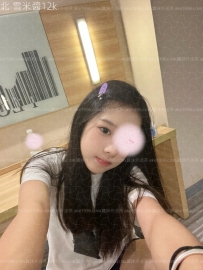 皮膚白，幼齒臉蛋，全程帶套