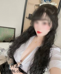 氣質類型的女生，顔值漂亮 七七