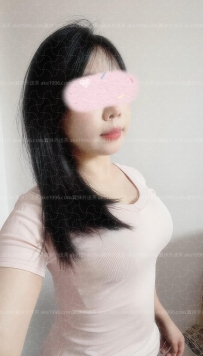 身體敏感，摸幾下小穴就濕，舔蛋、69、共浴都可安排💦