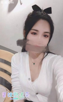 身材比例剛好，服務用心，不敷衍