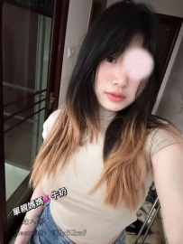 最近還沒有工作，下海賺零花錢