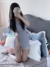 吃她比吃蜜還要甜哦，白皙腿長