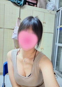 #台南 樂樂：158/47/D/22歲 資工系宅女，手指靈活到讓人想入非