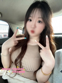 等到熟客哥哥上綫的快樂就是 你們有 女生身材：156/44 身上