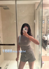#雙北 慧敏：162/45/E/30歲 經驗豐富，柔軟度超好，會玩很多姿