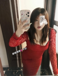 心動姊妹！ 泡芙：160/50/E/21歲 超軟爆乳，一夾就讓你投降 #