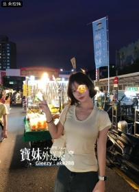 『今日主推』 朵拉：165/45/D/22歲 氣質甜美型妹 #短髮正妹 穿