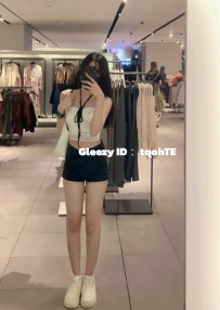 #雙北 【女裝銷售】 淫淫：165/44/C/23歲 聲音甜美，陪你搖一
