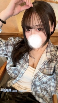 #台南 易菲：162/45/E/27歲 淫水洶湧會噴水，腰力十足騎乘狂扭