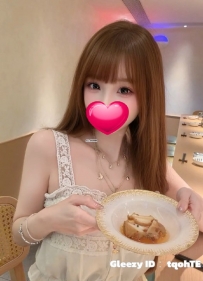 #雙北 【東吳大學】 子怡：162/44/C/22歲 換上情趣護士裝的她