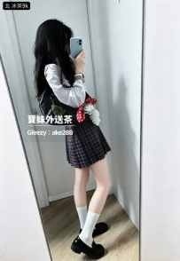 謝謝哥哥捧場：冰茶 感恩 妹妹年紀：19 妹妹身高：155 妹妹