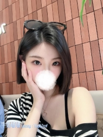 #台中 周琦：165/45/D/24歲 每個微笑和眼神都讓人心跳加速，超